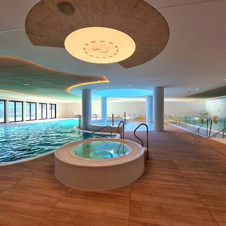 Pinea Sky Premium Apartament Z Widokiem Na Morze Ze Spa I Basenem Przy Plazy Pobierowo Eksteriør bilde