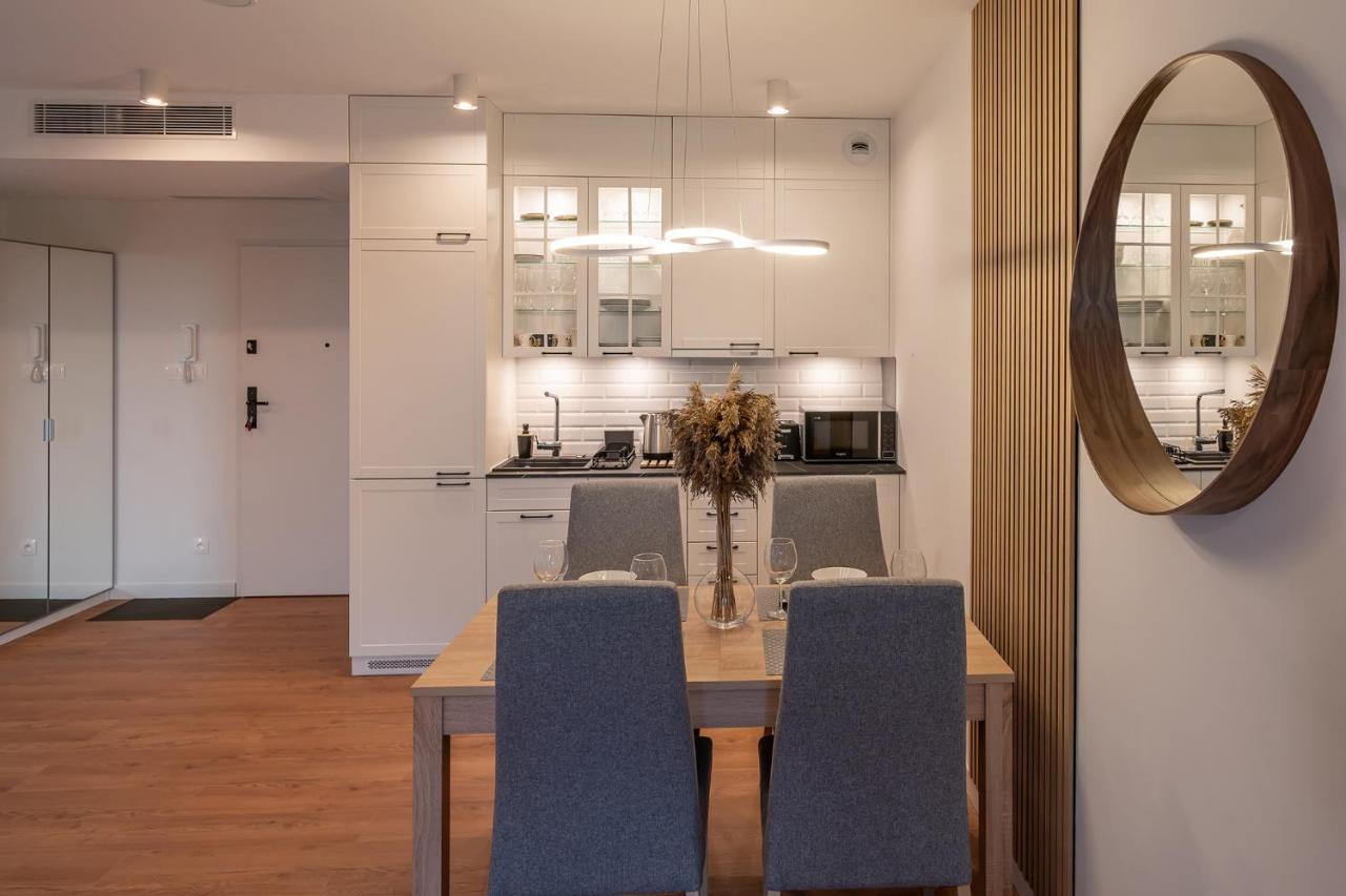 Pinea Sky Premium Apartament Z Widokiem Na Morze Ze Spa I Basenem Przy Plazy Pobierowo Eksteriør bilde